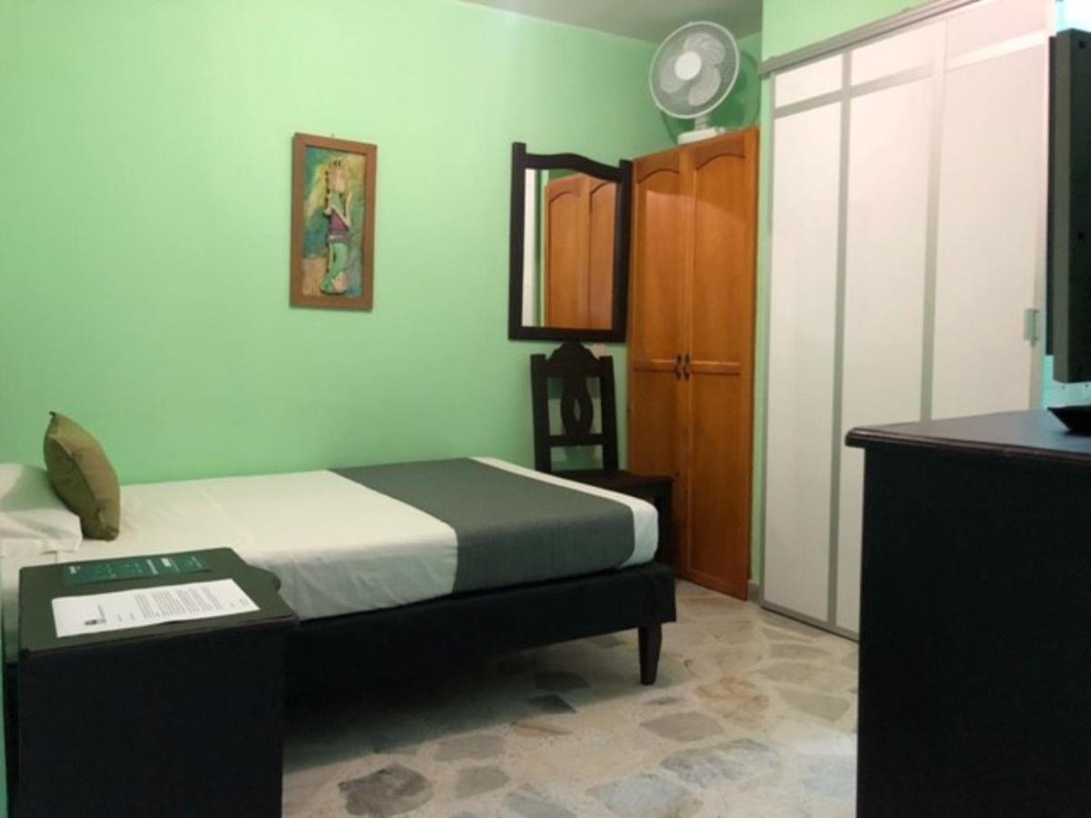 El Bosque Hotel