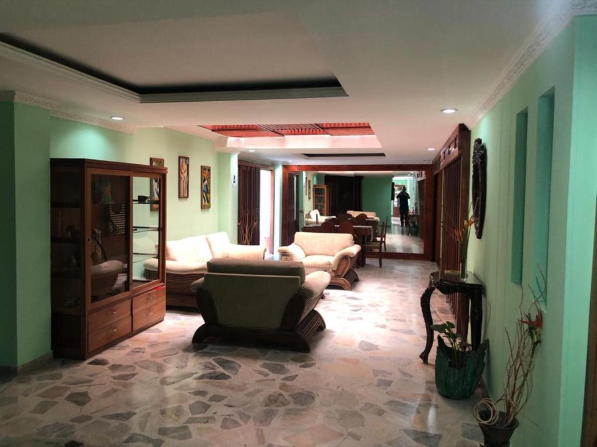 El Bosque Hotel